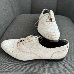 Italian cracked leather oxfords